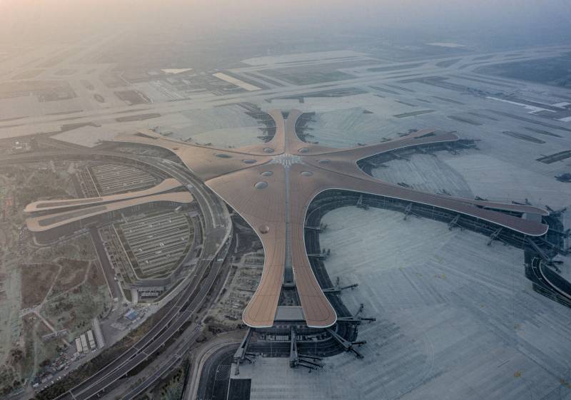 چین کے دارلحکومت بیجنگ کے نئے ہوائی اڈے کی تعمیر و آرائش کا کام مکمل