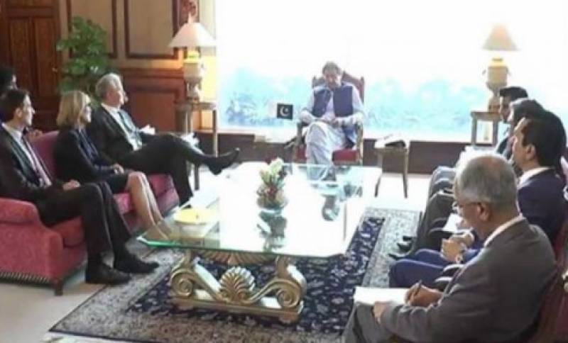 وزیراعظم سے امریکی ارکان سینیٹ کی ملاقات،جب تک بھارت کشمیر کے حالات بہتر نہیں کرتا مذاکرات نہیں کریں گے:وزیراعظم