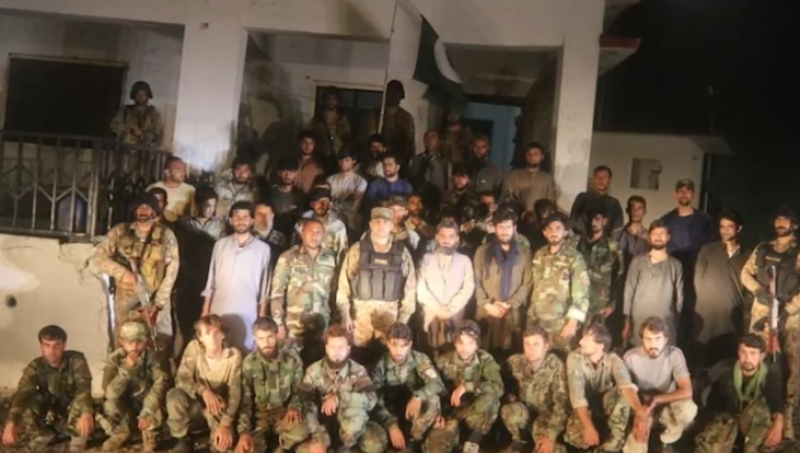  5 افسران سمیت 46 افغان فوجی افغان حکام کے حوالے: آئی ایس پی آر  