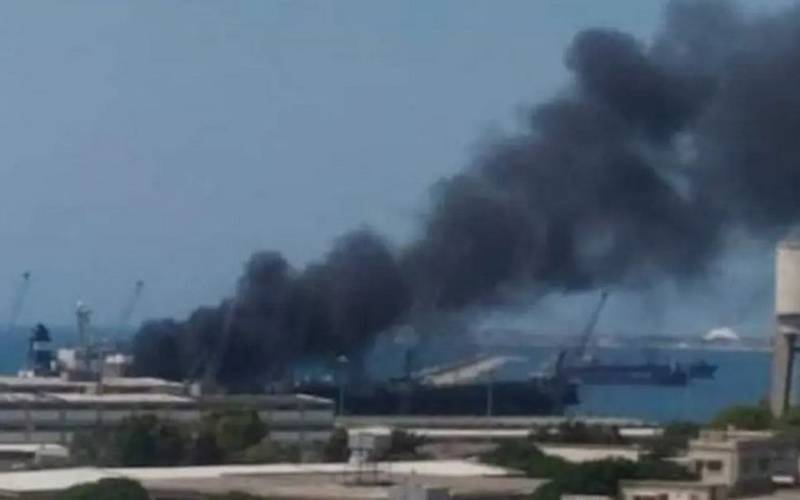 شام:ساحلی شہراللاذقیہ کی بندرگاہ پرتجارتی جہاز میں خوفناک دھماکا
