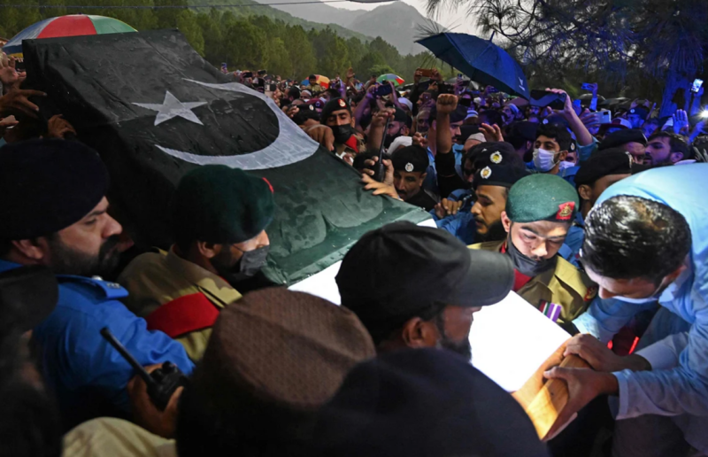 ڈاکٹر عبدالقدیر خان کی سرکاری اعزاز کے ساتھ تدفین