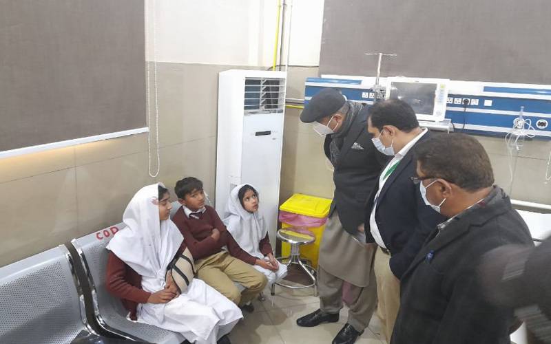  اڈا مسافر خانہ احمد پور شرقیہ حادثہ:وزیر اعلی کی ہدایت پر ڈپٹی کمشنر بہاولپورکا ہسپتال کا دورہ