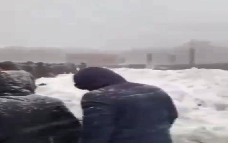 ماسکو میں شدید برفباری میں کھلے آسمان تلے نماز کی ادائیگی کی ویڈیو وائرل