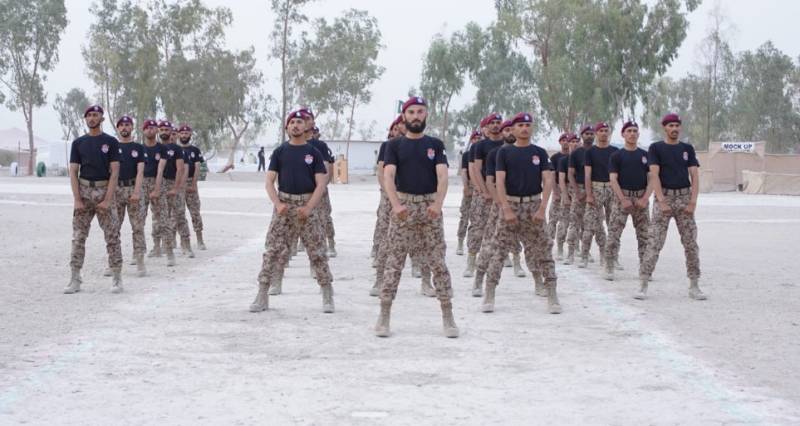  پاک فوج اور ایف سی کے حوصلے ہمیشہ سے بلندہیں : ایف سی بلوچستان(ساؤتھ)کےکمانڈوز کی پاسنگ آؤٹ پریڈ