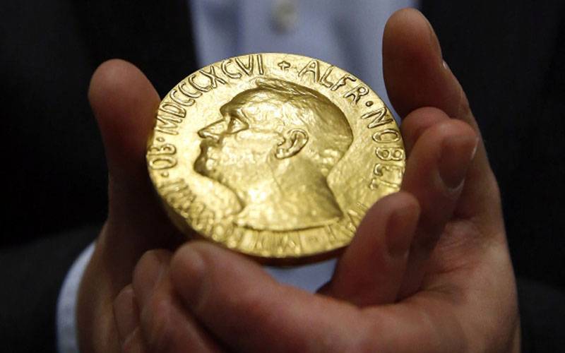 روسی صحافی نے جنگ سے متاثرہ بچوں کی امداد کے لئے اپنا نوبل انعام نیلام کردیا۔