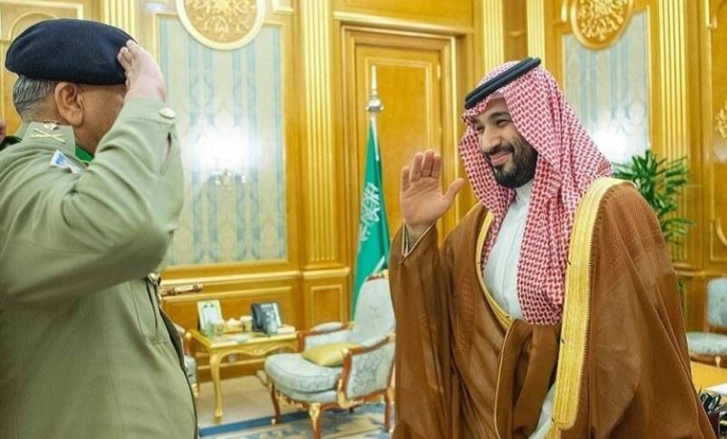 سعودی ولی عہد محمد  بن سلمان کا  آرمی چیف جنرل قمر جاوید باجوہ چیف کیلئے’ کنگ عبد العزیز میڈل آف ایکسیلینٹ کلاس‘ کا اعزاز
