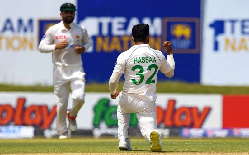 پاکستان بمقابلہ سری لنکا:پہلے ٹیسٹ میچ میں سری لنکا کے 103 رنز پر 6 وکٹیں گرگئیں۔