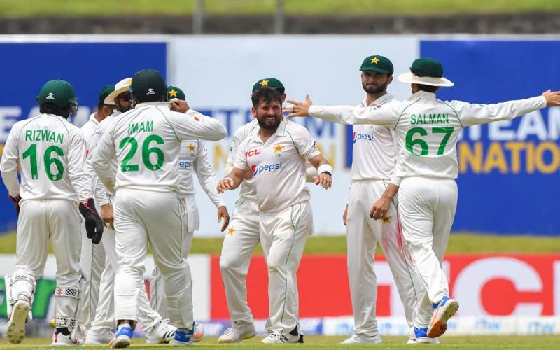 پاکستان بمقابلہ سری لنکا:پہلے ٹیسٹ میچ میں سری لنکا کے 103 رنز پر 6 وکٹیں گرگئیں۔