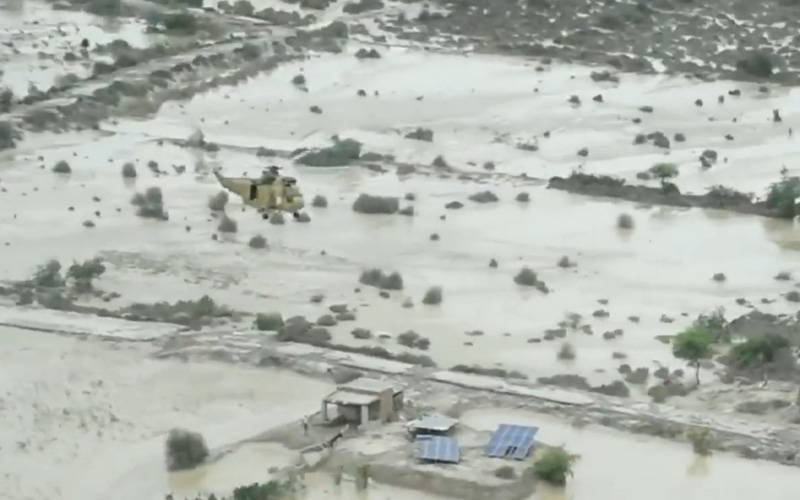 پاک بحریہ کا سیلاب سے متاثرہ بلوچستان کے مختلف علاقوں میں ریلیف آپریشن جاری