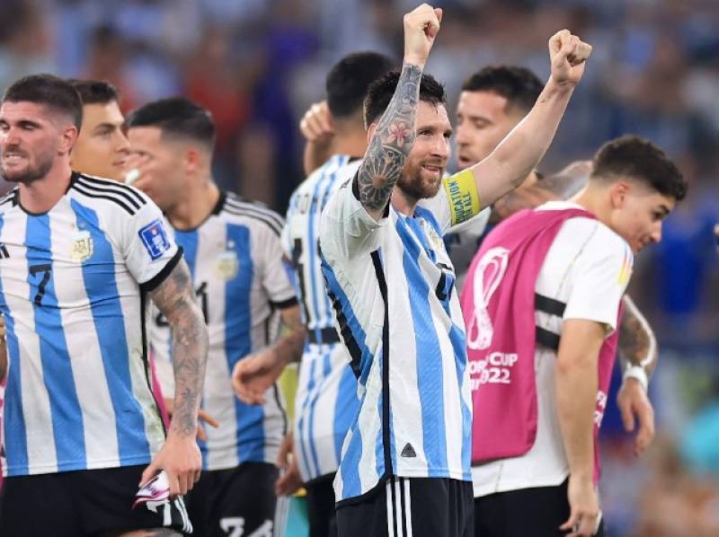 فٹبال ورلڈ کپ: ارجنٹینا نے آسٹریلیا کو شکست دے کر کوارٹر فائنل کیلئے کوالیفائی کر لیا
