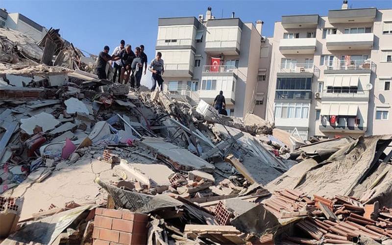 ترکیہ اور شام میں قیامت خیز زلزلے سے ہلاکتوں کی تعداد4 ہزار 300 سے تجاوز کر گئی۔