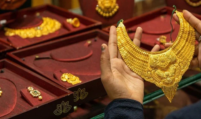 Gold per tola has again become expensive in the country

 | Pro IQRA News