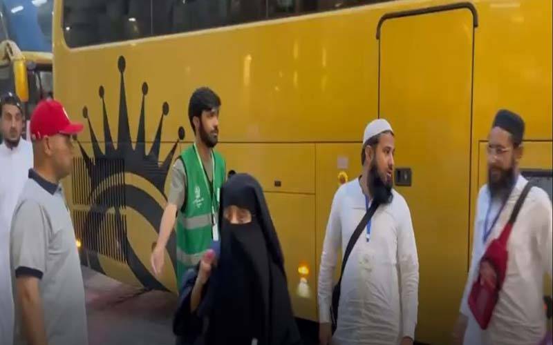پاکستانی حجاج کرام کے لئے جدید اور آرام دہ سفری ٹرانسپورٹ سہولیات مہیا کی گئی ہیں۔طلال اعوان 
