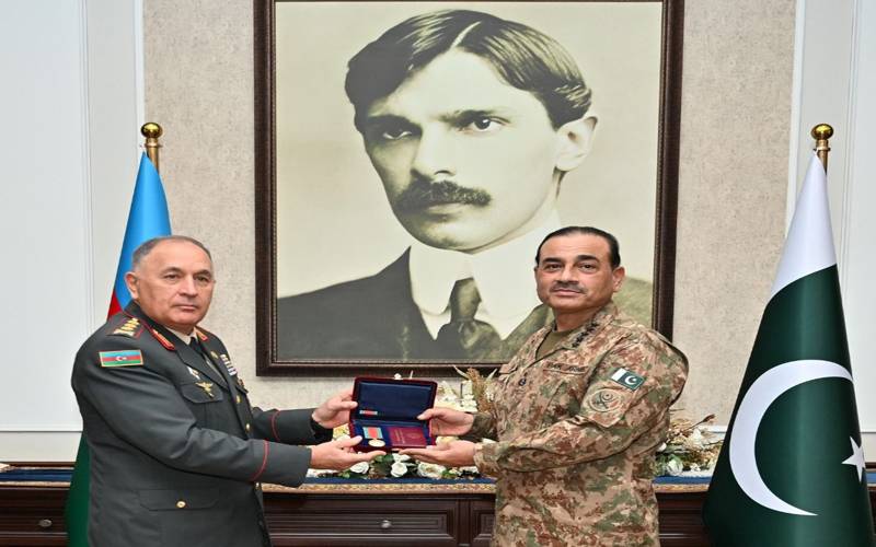 فیلڈ مارشل سید عاصم منیر سے آذربائیجان کے چیف آف جنرل سٹاف کرنل جنرل کریم ولیئیف کی ملاقات 