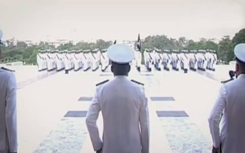 پاکستان کا 78 واں یوم آزادی: مزار قائد و اقبال پر گارڈز تبدیلی کی پروقار تقاریب