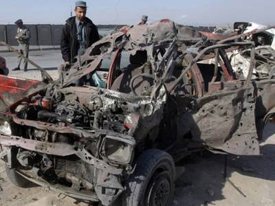 افغانستان کے جلال آباد ایئرپورٹ پرخودکش دھماکے میں نو افراد ہلاک اورسات زخمی ہوگئے۔