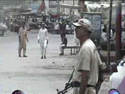 کراچی، لیاری پولیس اور مظاہرین میں تصادم، کراچی میدان جنگ کا منظر پیش کرنے لگا۔