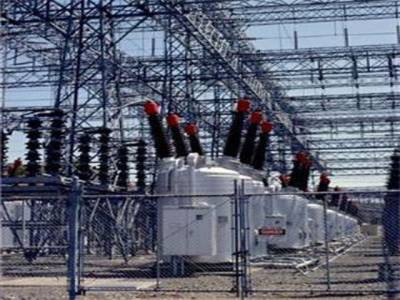 حکومت نے بجلی کی قیمتوں میں ایک بارپھراضافہ کردیا، فی یونٹ ایک روپیہ پچیس پیسے اضافے کے ساتھ اب آٹھ روپے تراسی پیسے کا ہوگیا ہے۔