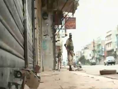 کراچی قومی تاجر اتحاد نےحکومت کیجانب سےدکانیں شام پانچ بجےبند کرنےکا فیصلہ ماننے سےانکارکرتےہوئےدکانیں کھلی رکھنےکا اعلان کردیا۔ 