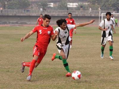 فٹ بال ورلڈ کپ ے پری کوارٹر فائںل میں یمن نے پاکستان کو تین کے مقابلے میں ایک گول سے شکست دے دی 