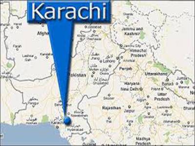 کراچی میں پولیس کی کار روائیوں کے دوران مقابلے میں 4 دہشت گرد ہلاکے جبکہ 3 ٹارگٹ کلرز بھی گرفتار 