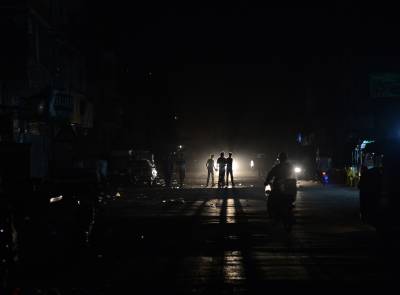 کراچی اور حیدرآباد میں اندھیرے کا راج ، ستر فیصد حصہ تاریکی میں ڈوب گئے۔