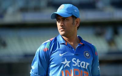 بھارتی کرکٹ ٹیم کے کپتان مہندر سنگھ دھونی انجری کے باعث ایشیا کپ ٹی ٹوئنٹی ٹورنامنٹ سے باہر