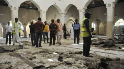 نائیجیریا میں مسجد میں خودکش حملہ , بائیس افراد شہید , سترہ زخمی