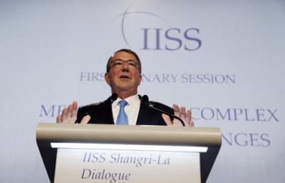 سنگاپور میں جاری3روزہ جنوبی ایشیائی دفاعی کانفرنس میں چین،جاپان ،جنوبی کوریا ،بھارت اورملائیشیا کےوزرائےدفاع کی ملاقاتیں ہوئی ہیں