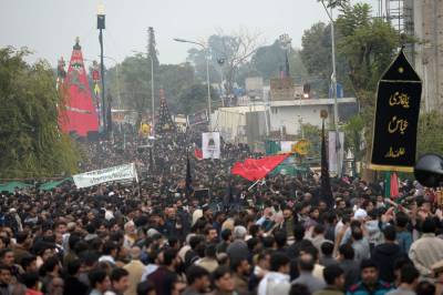 ملک بھر میں شہدائے کربلا کا چہلم انتہائی عقیدت و احترام سے منایا جارہا ہے۔
