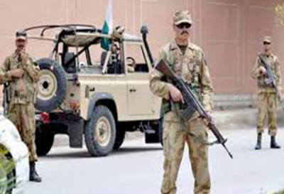 پاکستان رینجرز سندھ نے ڈیفنس اور ملیر میں کارروائی کرتے ہوئے3 ملزمان کو گرفتار کرلیا