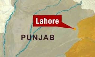 لاہور میں ٹریکٹر ٹرالی کی ٹکر سے موٹرسائیکل سوار تین لڑکے جاں بحق ہو گئے