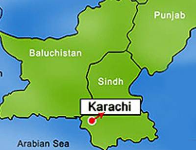 کراچی کے علاقے کورنگی میں منشیات فروشوں کے پولیس کے ساتھ مقابلے میں گولی لگنے سے ایک شخص زخمی ہوگیا