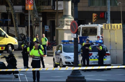 سپین میں گزشتہ چوبیس گھنٹوں کے دوران ہونے والے دو حملوں میں ہلاک افراد کی تعداد چودہ ہو گئی ہے