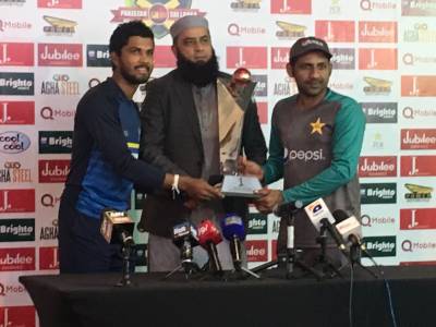 پاکستان کرکٹ ٹیم کے کپتان سرفراز احمد سری لنکا کے خلاف سیریز جیتنے کیلئے پر عزم