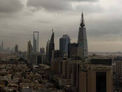 سعودی عرب تجارتی اداروں میں شہریوں کے لئے7 لاکھ آسامیاں پیدا کرنے کا اعلان