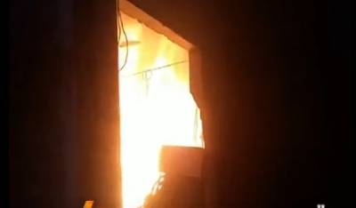 کراچی میں ربڑ کی فیکٹری میں اچانک آگ لگنے سے لاکھوں روپے مالیت کاسامان جل کر راکھ ہوگیا