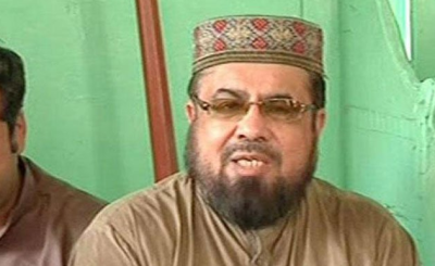  ملتان کی عدالت نے قندیل بلوچ قتل کیس میں مفتی عبدالقوی کو مزید تین روزہ جسمانی ریمانڈ پر پولیس کے حوالے کر دیا