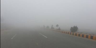 محکمہ موسمیات کے مطابق پنجاب کے میدانی علاقوں اور بالائی سندھ میں صبح کے اوقات میں ہلکی دھند پڑنے کاامکان ہے,