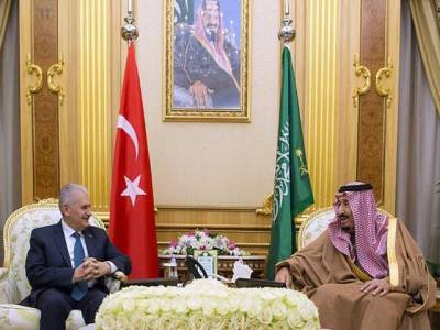 سعودی فرماں روا سے ترک وزیراعظم کی ملاقات، اہم امور پر تبادلہ خیال