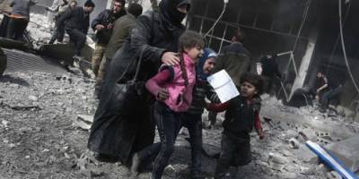 روس کی جانب سے شامی علاقے مشرقی غوطہ میں5 گھنٹے کی فائربندی کے مطالبے کے باوجود شامی جنگی جہازنے بمباری کردی