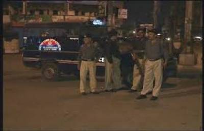 کراچی میں رات گئے مبینہ پولیس مقابلے میں ایک ڈاکو ہلاک،