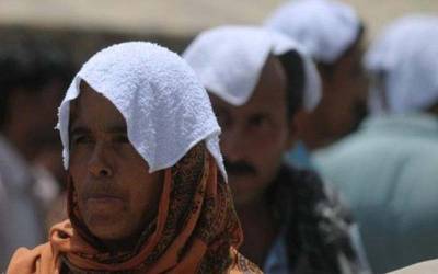 کراچی کے باسیوں کو شدید گرمی کا سامنا۔ اسپتالوں میں ایمر جنسی