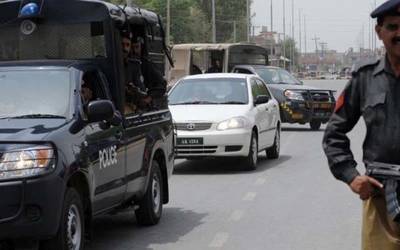 سپریم کورٹ کا سندھ میں وی آئی پیز سے غیر ضروری سیکیورٹی واپس لینے کا حکم برقرار