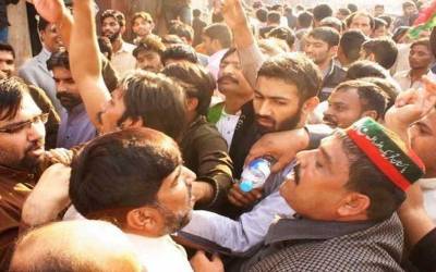 ملتان: تحریک انصاف کے کیمپ پر حملے کا مقدمہ درج