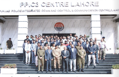 کور کمانڈر لاہورلیفٹیننٹ جنرل عامر ریاض کا پنجاب سیف سٹیز اتھارٹی ہیڈکوارٹر کا دورہ
