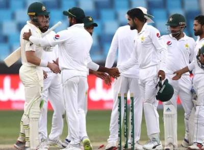 پاکستان کرکٹ ٹیم کے ہیڈ کوچ مکی آرتھر نے آسٹریلیا کو دوسرے ٹیسٹ کے لئے خطرناک قرار دے دیا،