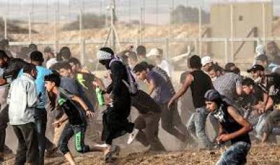  ظالم اسرائیلی فوج نے جمعہ کو بیگناہ فلسطینیوں پر حملہ کر دیا۔ حملے میں3 بچو0ں سمیت130 فلسطینی زخمی ہو گئے