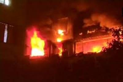 بھارت:رہائشی عمارت میں آگ لگنے سے 5افرادہلاک
