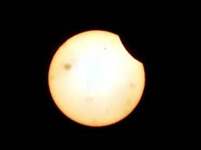 آج سال کا پہلا سورج گرہن پاکستان میں نہیں دیکھا جا سکے گا 